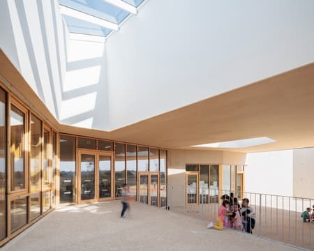 Claudine Hermann School 